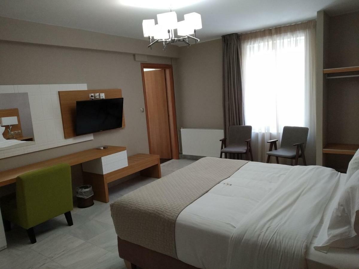 King Lodge Афины Экстерьер фото
